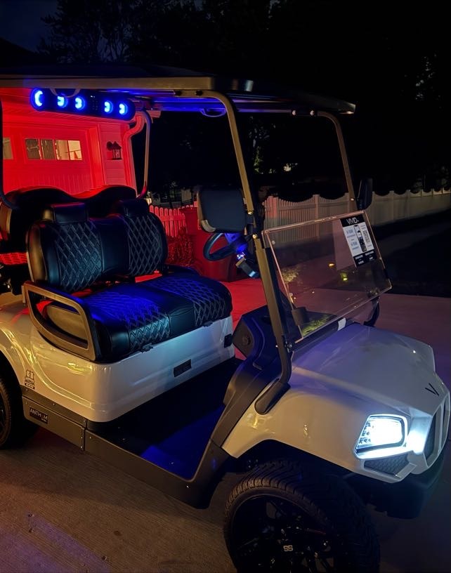 VIVID EV V4 Golf Cart – 4-Passenger, 48V Lithium Electric, Street-Ready with Modern Styling
