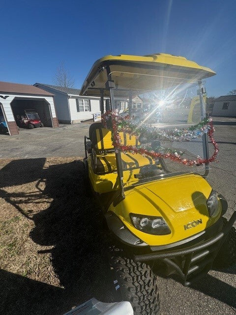 ICON i40 L Electric Golf Cart 4-Seater 48V with Lifted Suspension and Durable Steel Frame