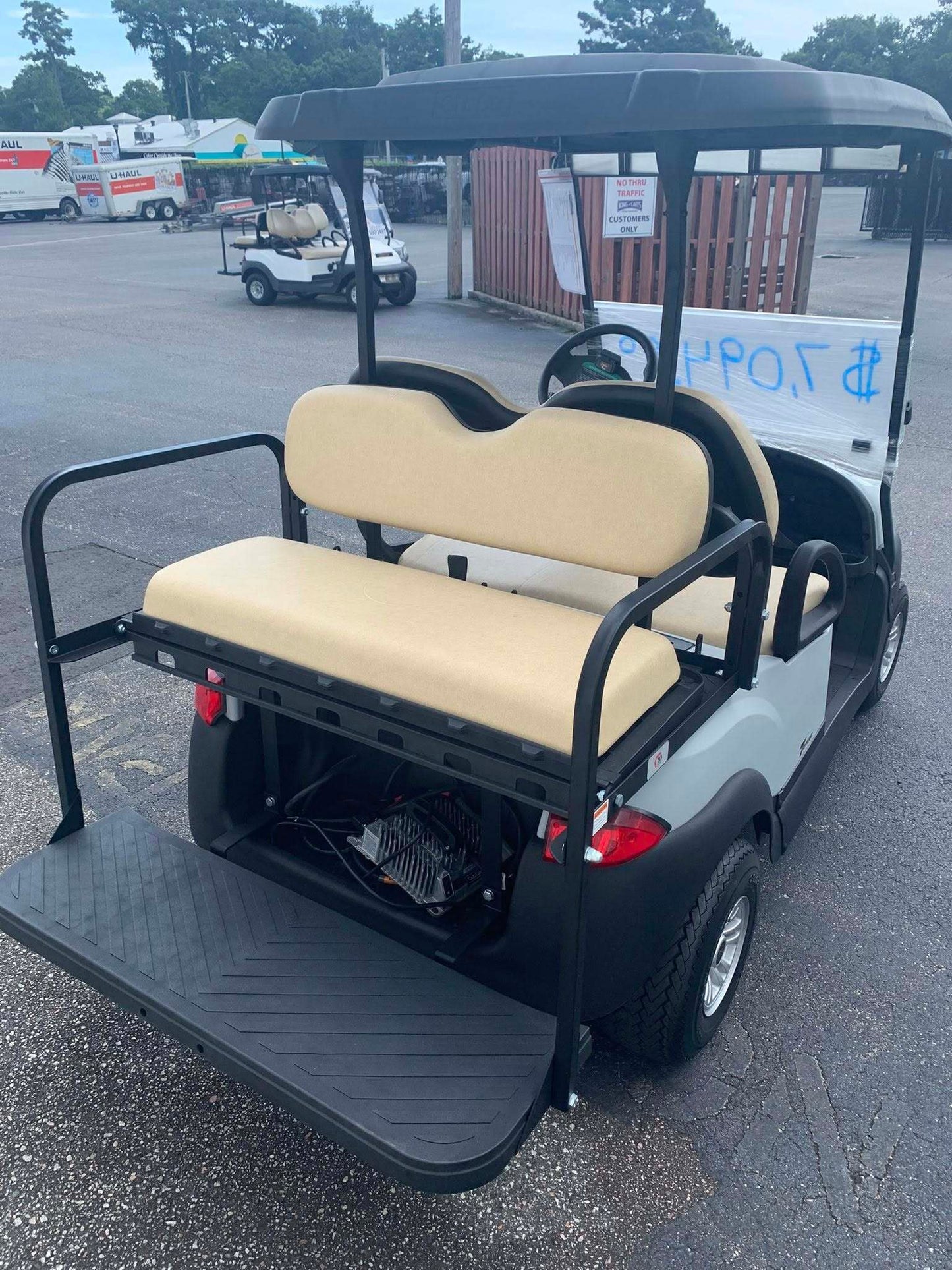 Club Car Tempo Electric Golf Cart, 48V, 2-Seater, Onboard Charger, Comfortable Seats