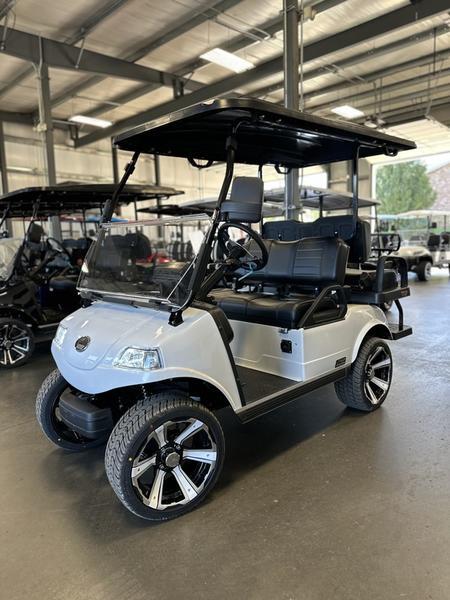Evolution EV Classic 4 PRO Electric Golf Cart 4-Seater 48V with Enhanced Performance and Comfort