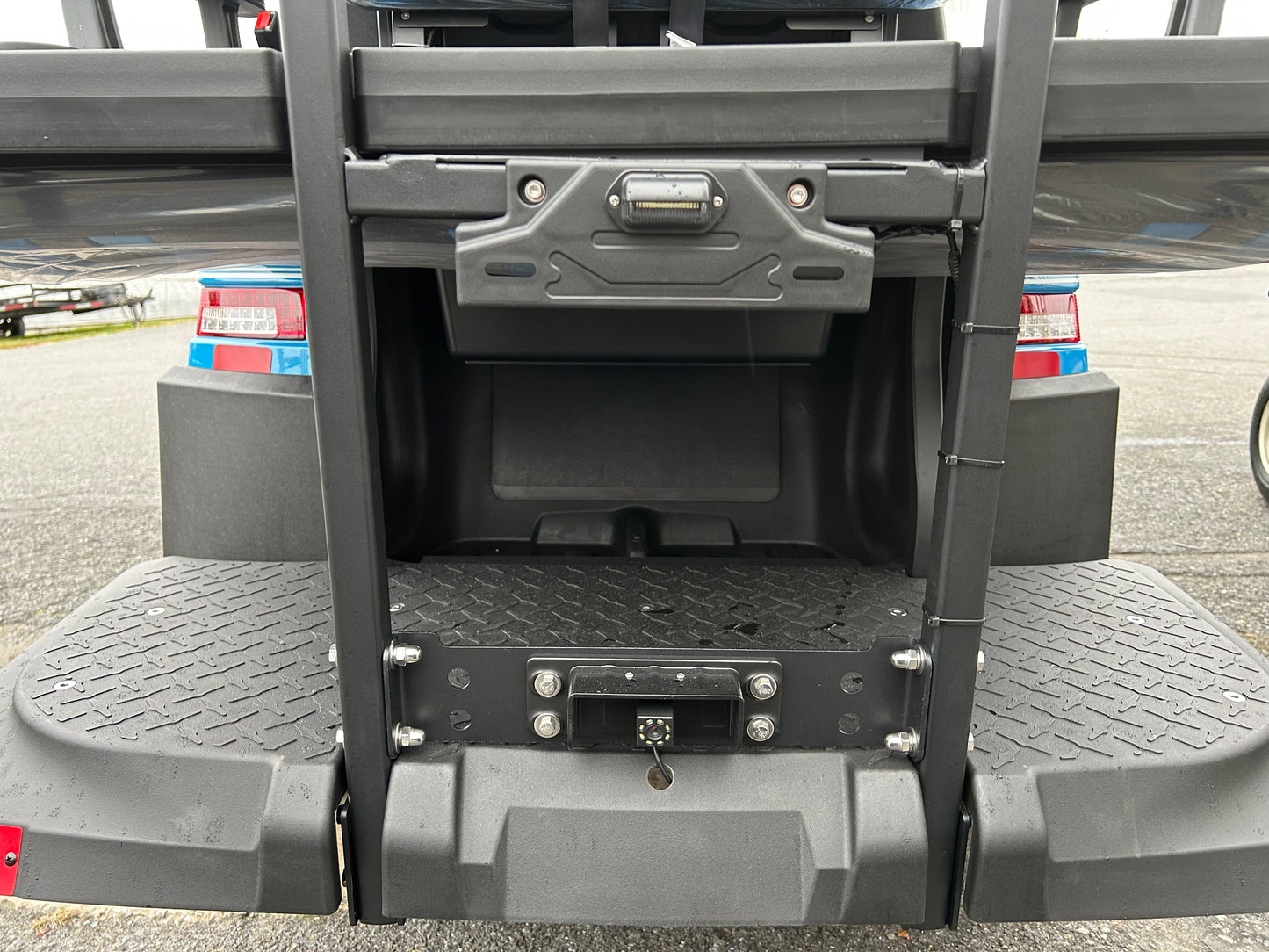2024 Bintelli EV Beyond Lithium Electric Golf Cart Blue 6-Seater 72V with Long-Range Battery