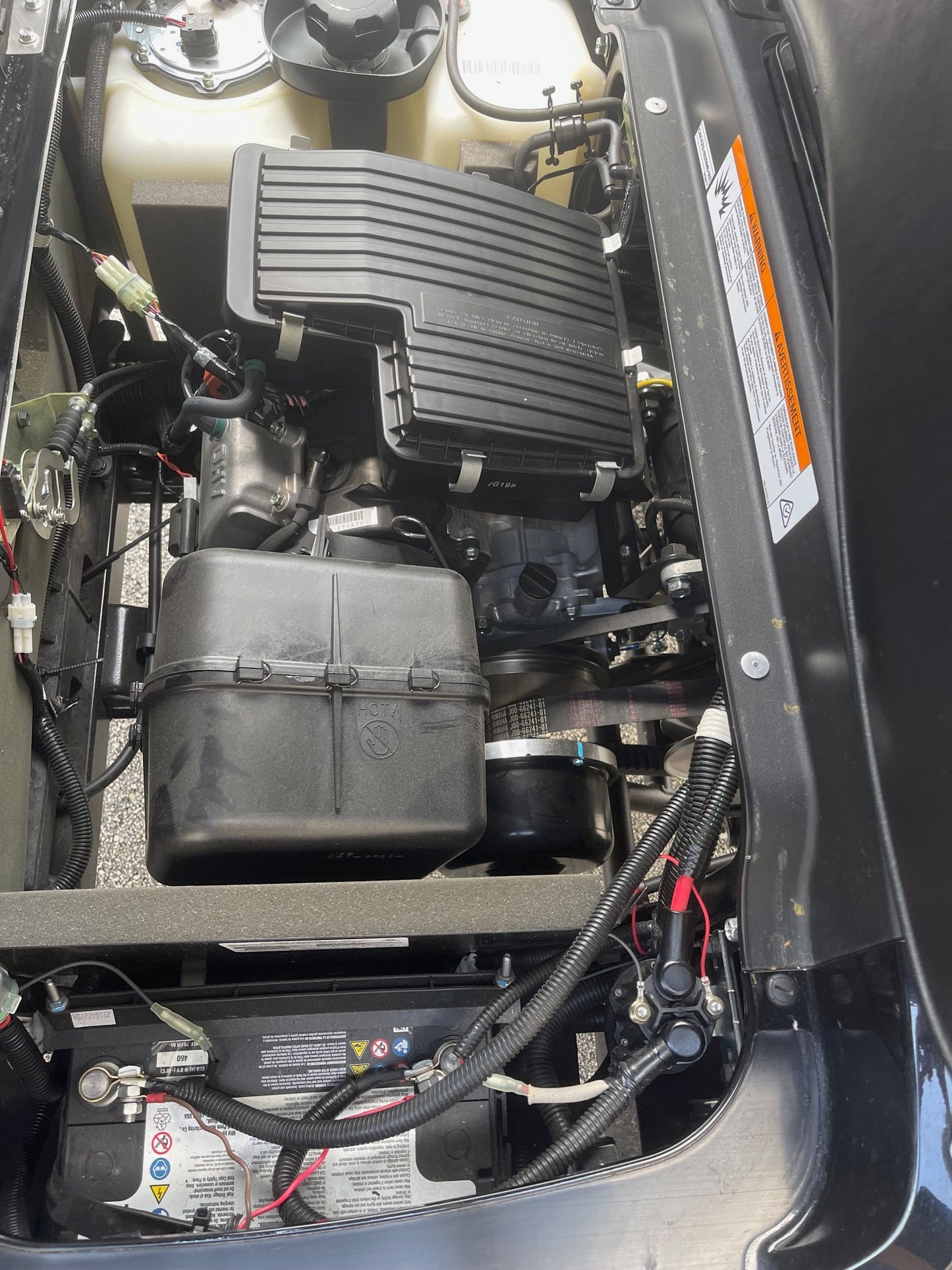 2023 Yamaha Drive-2 PTV Gas Golf Cart Black 4-Seater with Quiet Tech EFI Engine