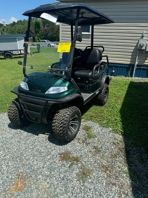 Green ICON i40 L Electric Golf Cart 4-Seater 48V with Lifted Suspension and Durable Steel Frame